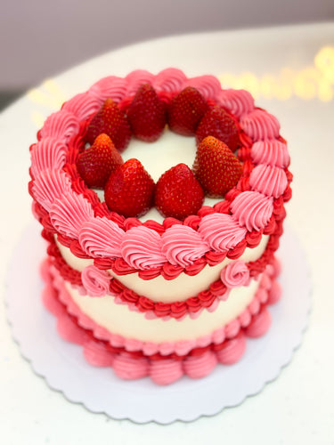 🍓🎂 ¡Deléitate con nuestro pastel "Very Strawberry"! 🍰✨